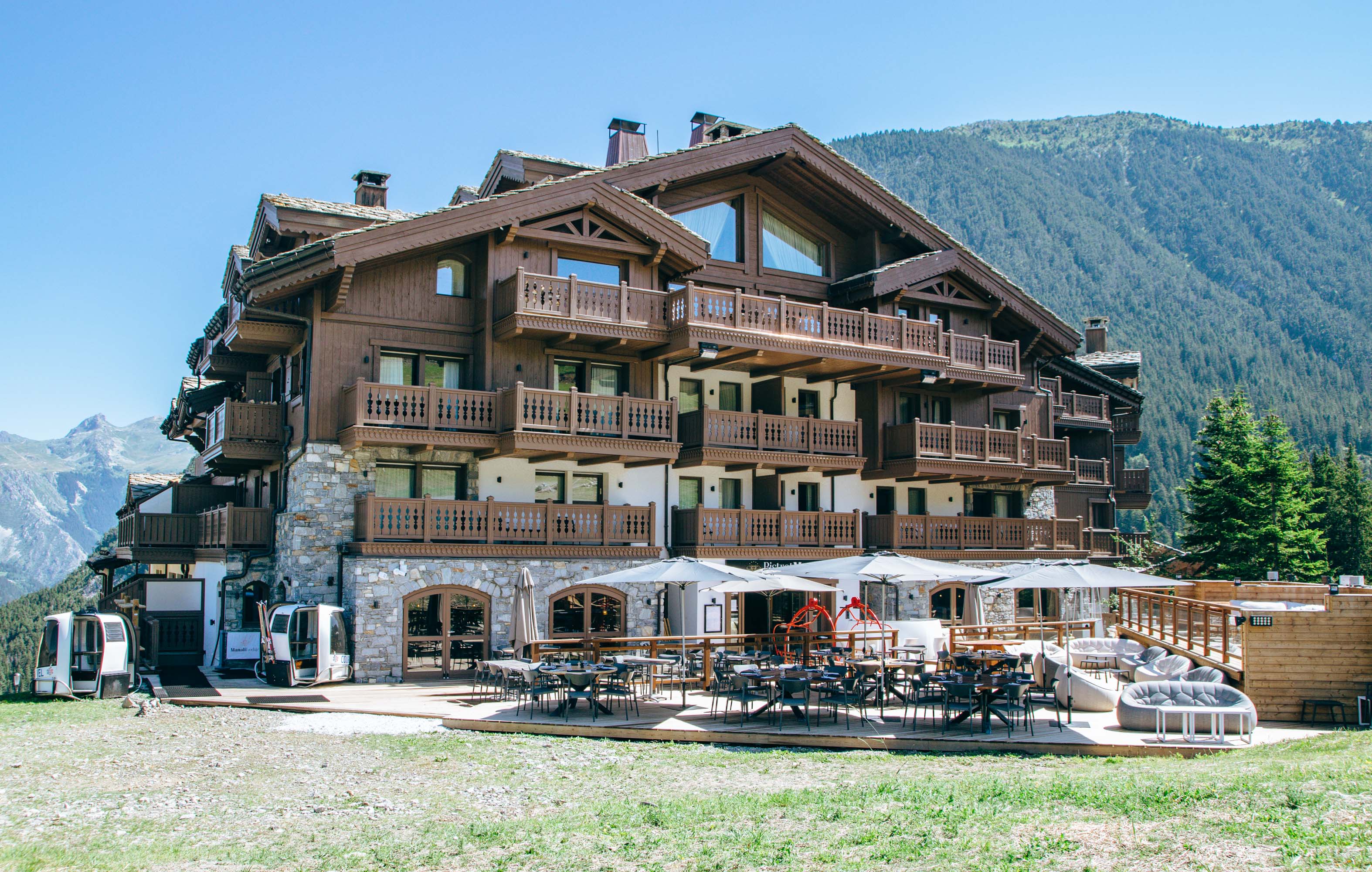 Your summer at Manali Lodge in Courchevel!